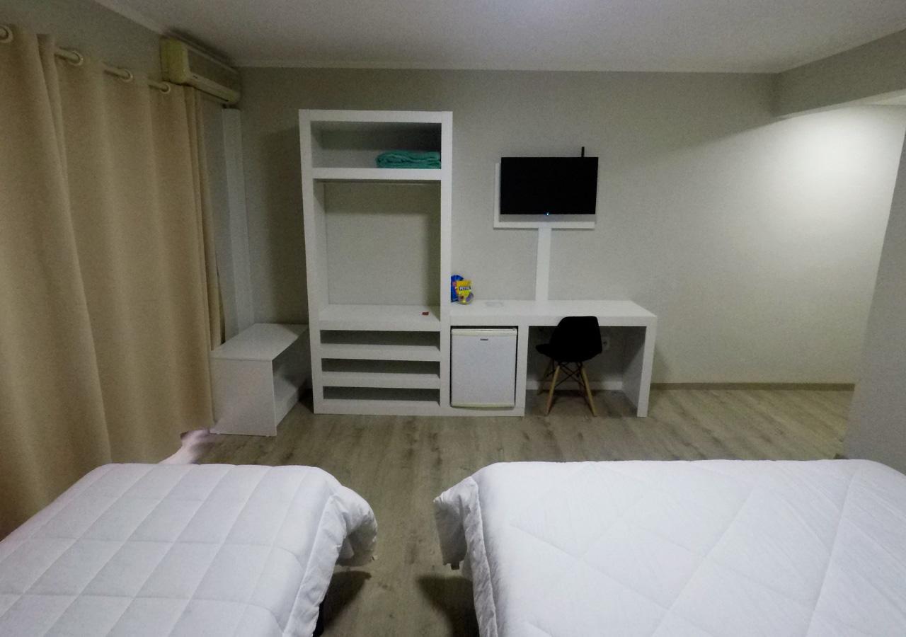 Hayer Hotel Erechim Exterior foto